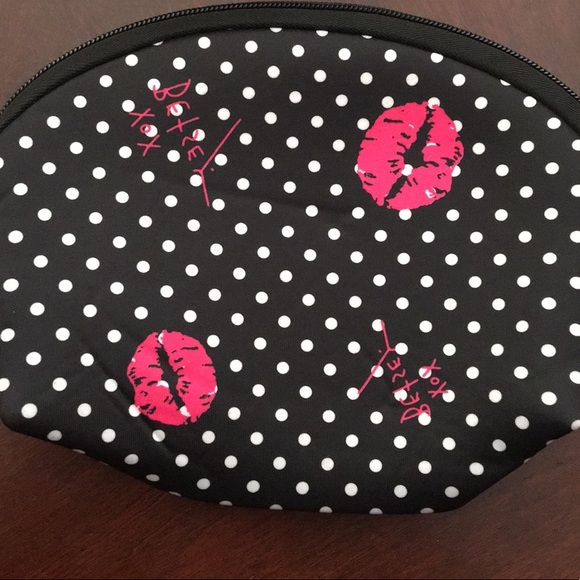Betsey Johnson Whimsical Cosmetic Bag - Picture 1 of 5